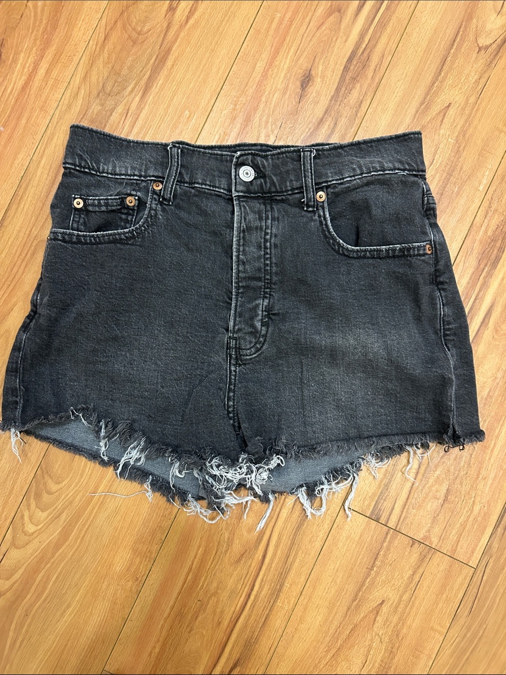 Lucky Brand Women's Black Distressed High-Rise Denim Shorts